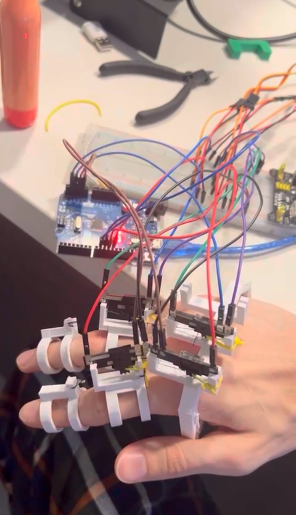 Robot Arm Wires
